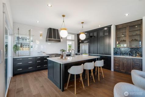 1303 E Lynn Street Seattle WA 98102
