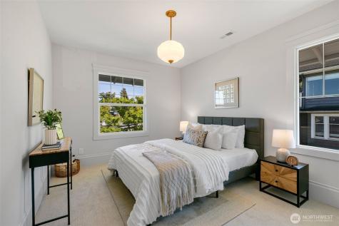 1303 E Lynn Street Seattle WA 98102