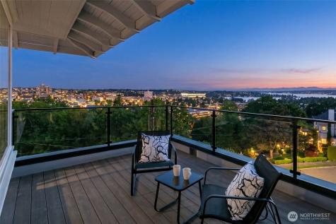 1303 E Lynn Street Seattle WA 98102