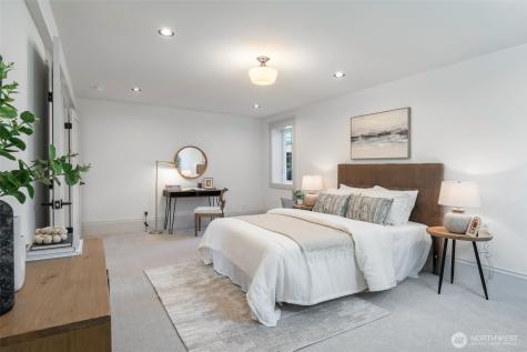 1303 E Lynn Street Seattle WA 98102