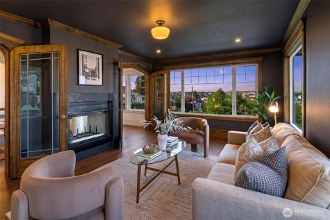 1303 E Lynn Street Seattle WA 98102