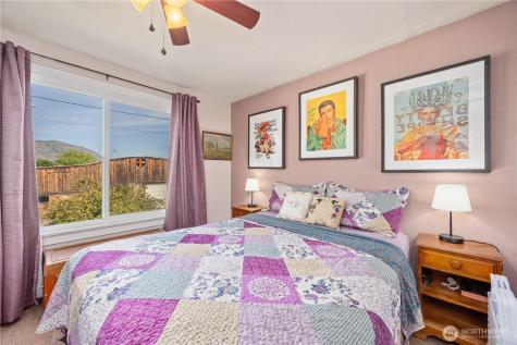 1281 Totem Pole Road Manson WA 98831