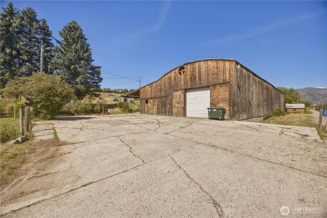 1281 Totem Pole Road Manson WA 98831