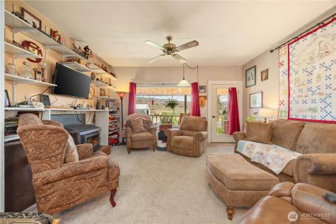 1281 Totem Pole Road Manson WA 98831