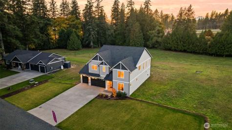10155 Royal Valley Road NE Poulsbo WA 98370