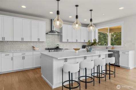 10155 Royal Valley Road NE Poulsbo WA 98370