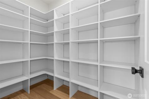 10155 Royal Valley Road NE Poulsbo WA 98370