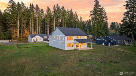 10155 Royal Valley Road NE Poulsbo WA 98370