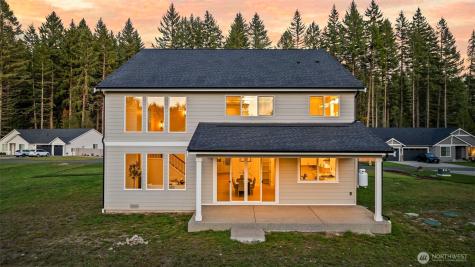 10155 Royal Valley Road NE Poulsbo WA 98370