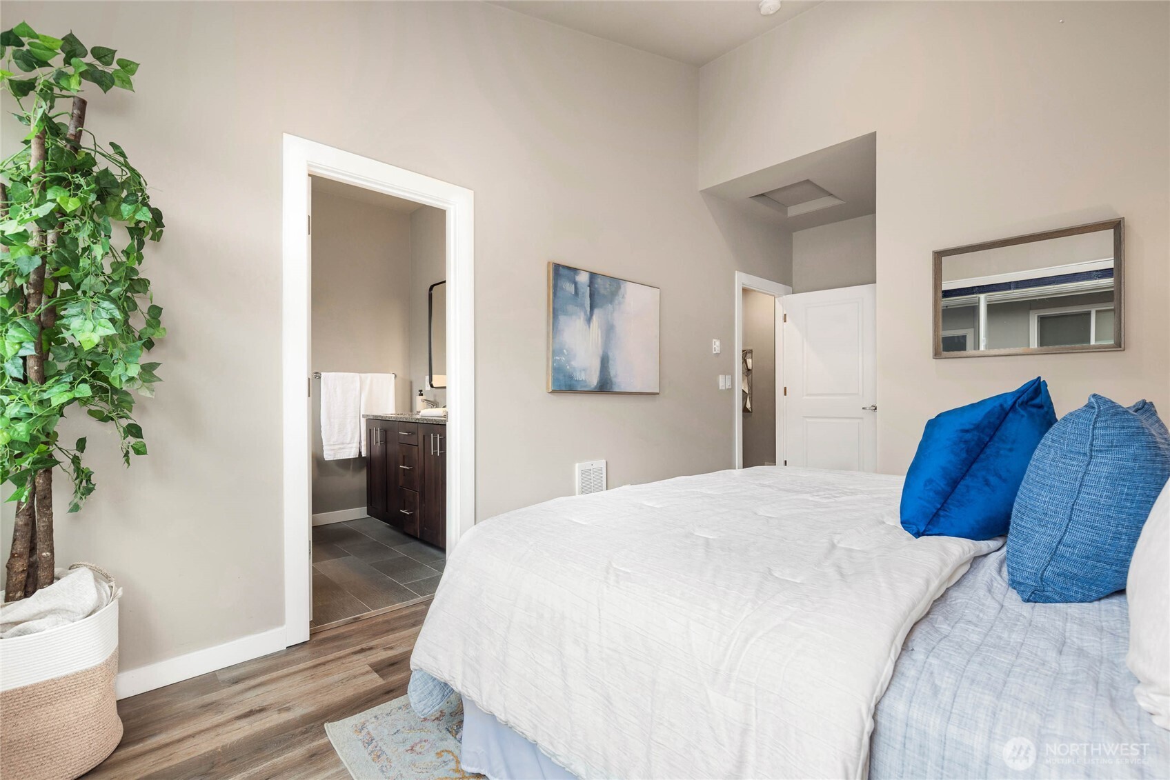4414 Martin Luther King Jr Way S Seattle WA 98108