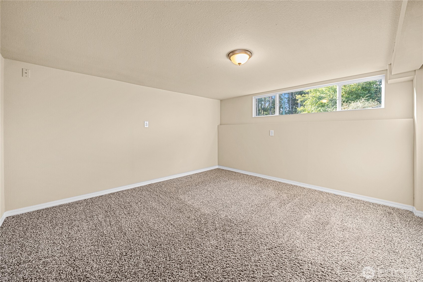 9804 118th Street E Puyallup WA 98373