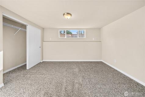 9804 118th Street E Puyallup WA 98373
