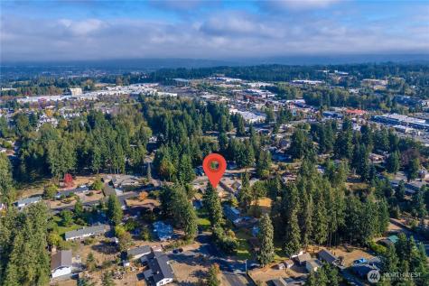 9804 118th Street E Puyallup WA 98373
