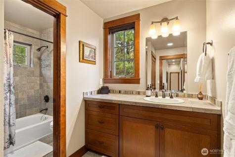 460 Equinox Drive Cle Elum WA 98922