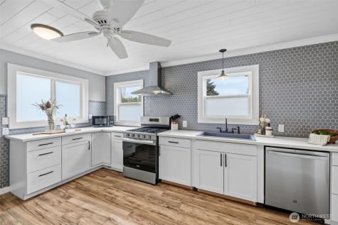 544 Whitworth Avenue S Renton WA 98057