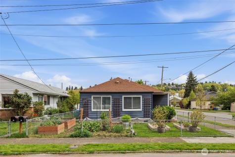 544 Whitworth Avenue S Renton WA 98057
