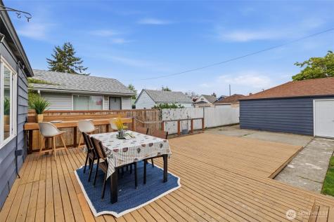 544 Whitworth Avenue S Renton WA 98057