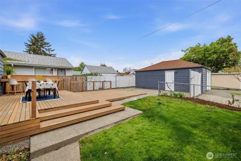544 Whitworth Avenue S Renton WA 98057
