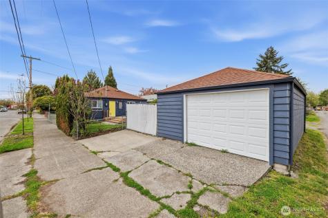 544 Whitworth Avenue S Renton WA 98057