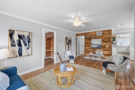 544 Whitworth Avenue S Renton WA 98057