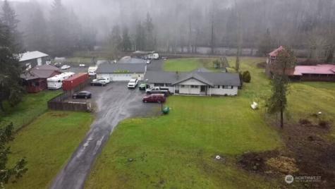 12503 151st Avenue E Puyallup WA 98374