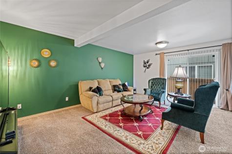 7230 178th Street E Puyallup WA 98375