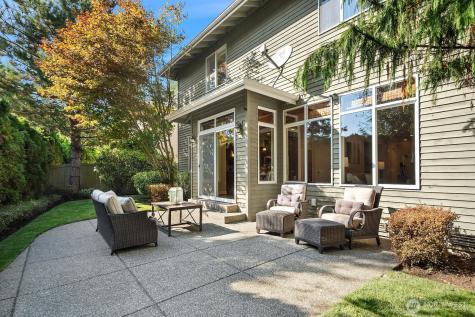 2098 211th Place SE Sammamish WA 98075