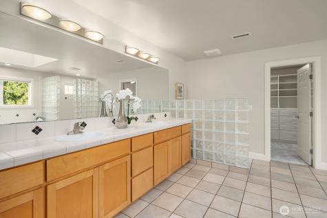 20522 NE 23rd Court Sammamish WA 98074