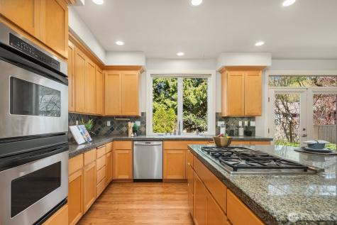 20522 NE 23rd Court Sammamish WA 98074