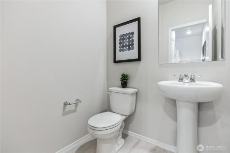 34212 Emerald Ridge Avenue SE Black Diamond WA 98010