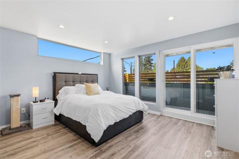 5953 Fauntleroy Way SW Seattle WA 98136
