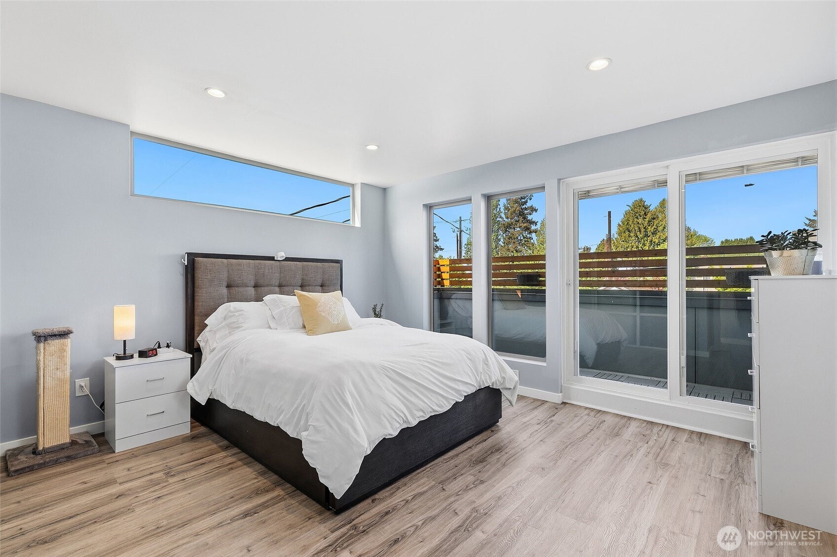 5953 Fauntleroy Way SW Seattle WA 98136