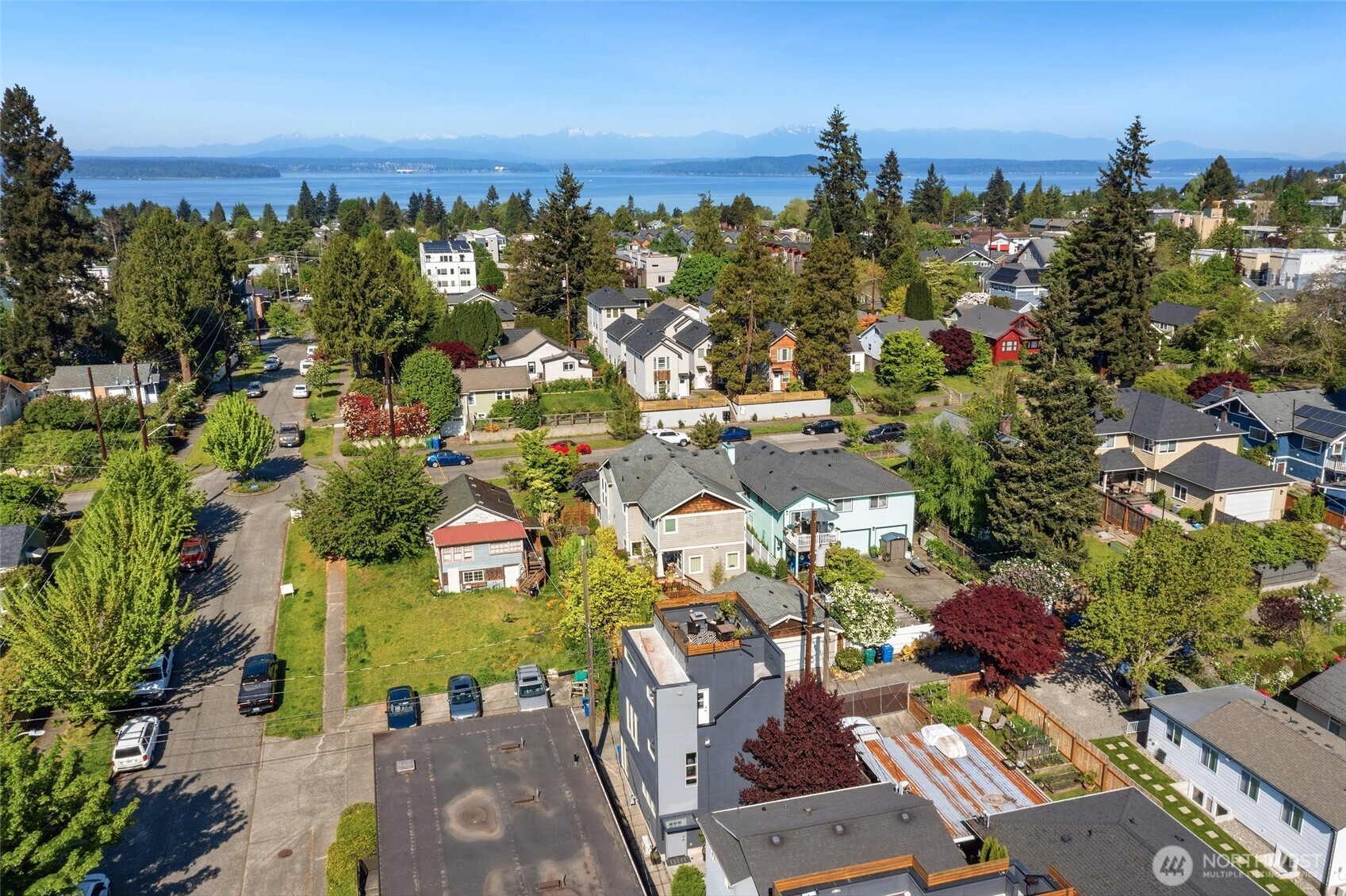 5953 Fauntleroy Way SW Seattle WA 98136