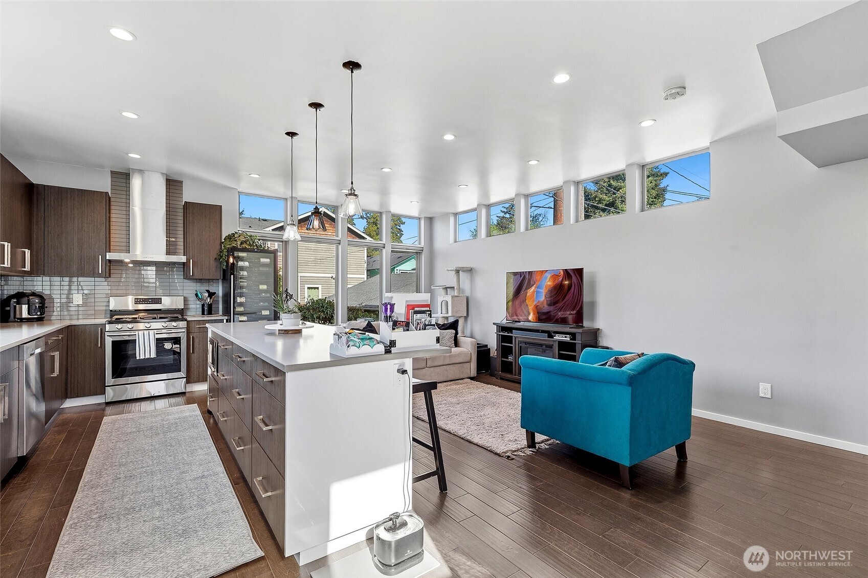 5953 Fauntleroy Way SW Seattle WA 98136