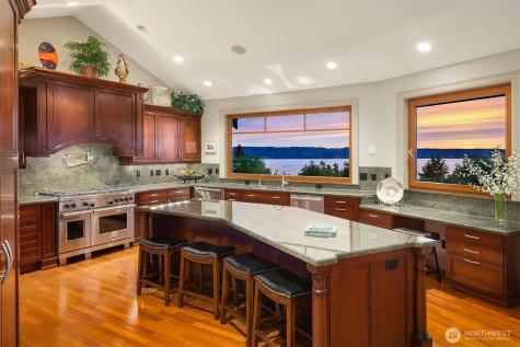 1443 Scurlock Lane Mukilteo WA 98275