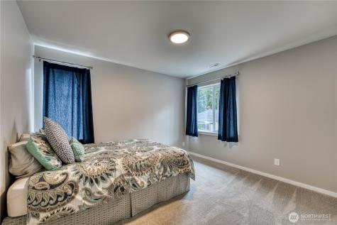 4565 Castleton Road SW Port Orchard WA 98367