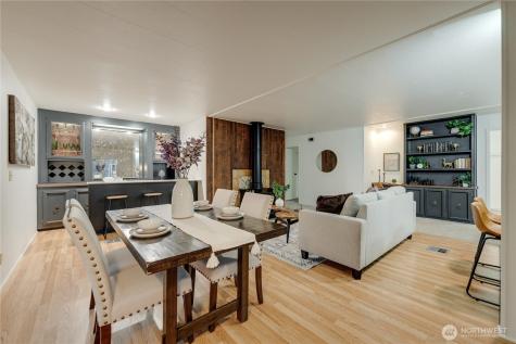 19305 127th Avenue NE Bothell WA 98011