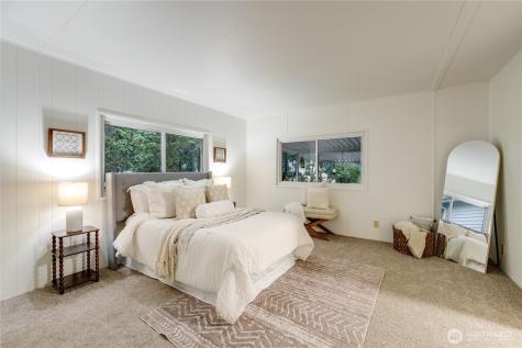 19305 127th Avenue NE Bothell WA 98011