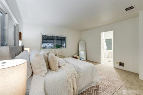 19305 127th Avenue NE Bothell WA 98011