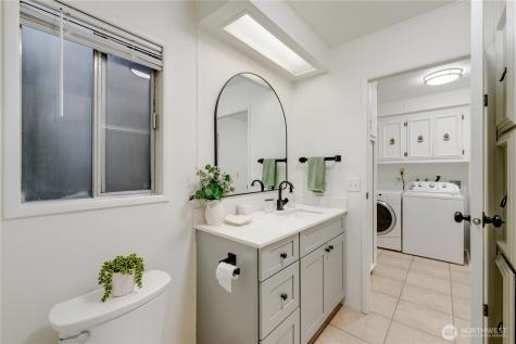 19305 127th Avenue NE Bothell WA 98011