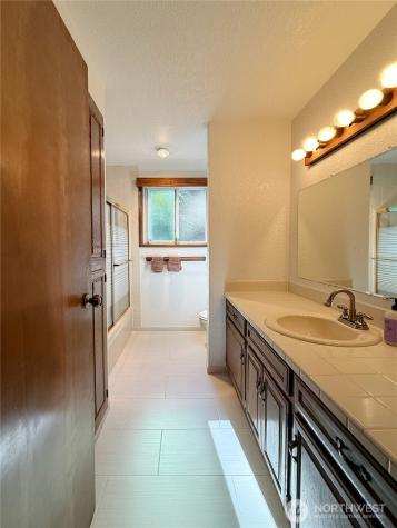 18428 74th Place W Edmonds WA 98026