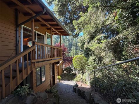 18428 74th Place W Edmonds WA 98026