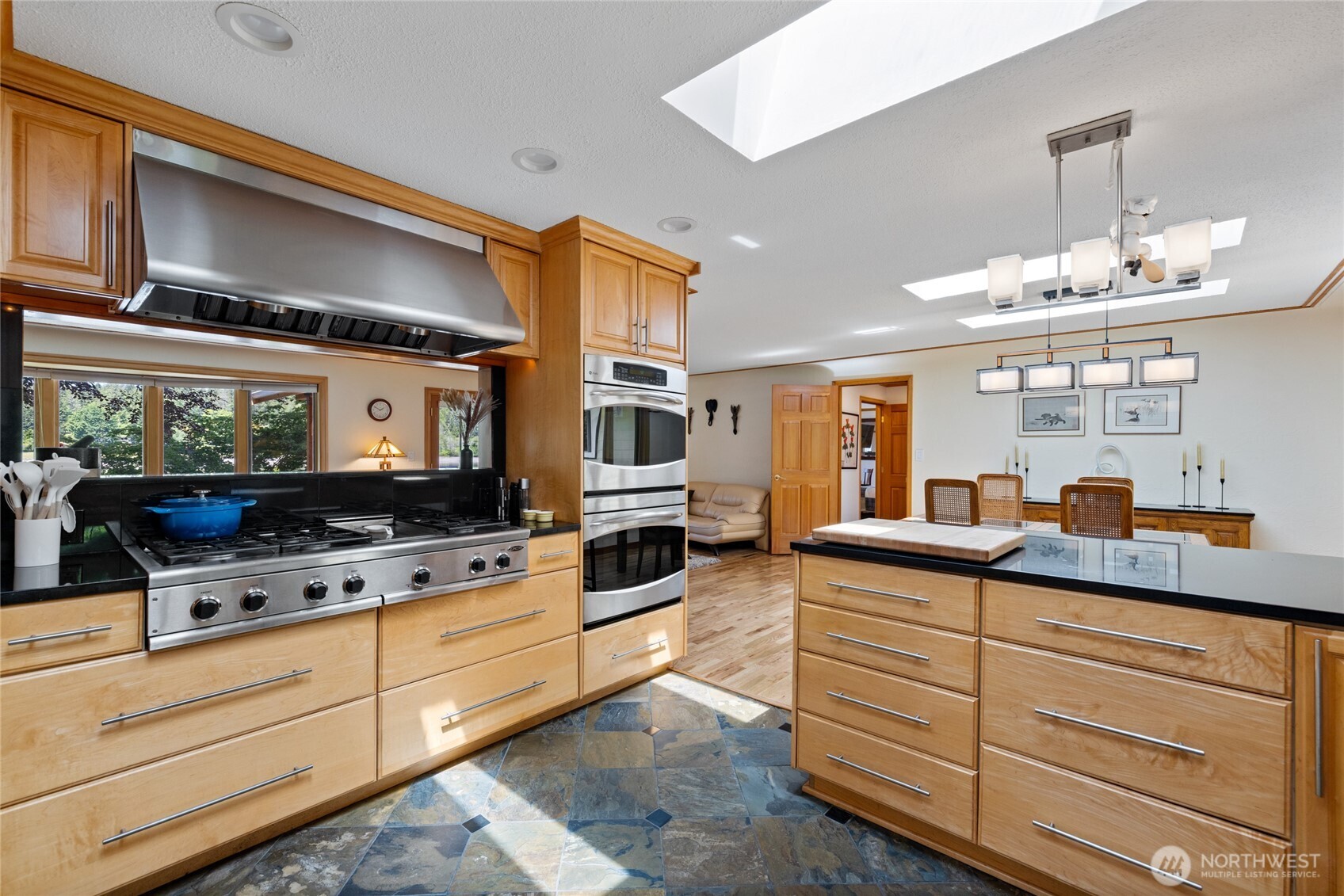 295 SE Bayview Road Shelton WA 98584