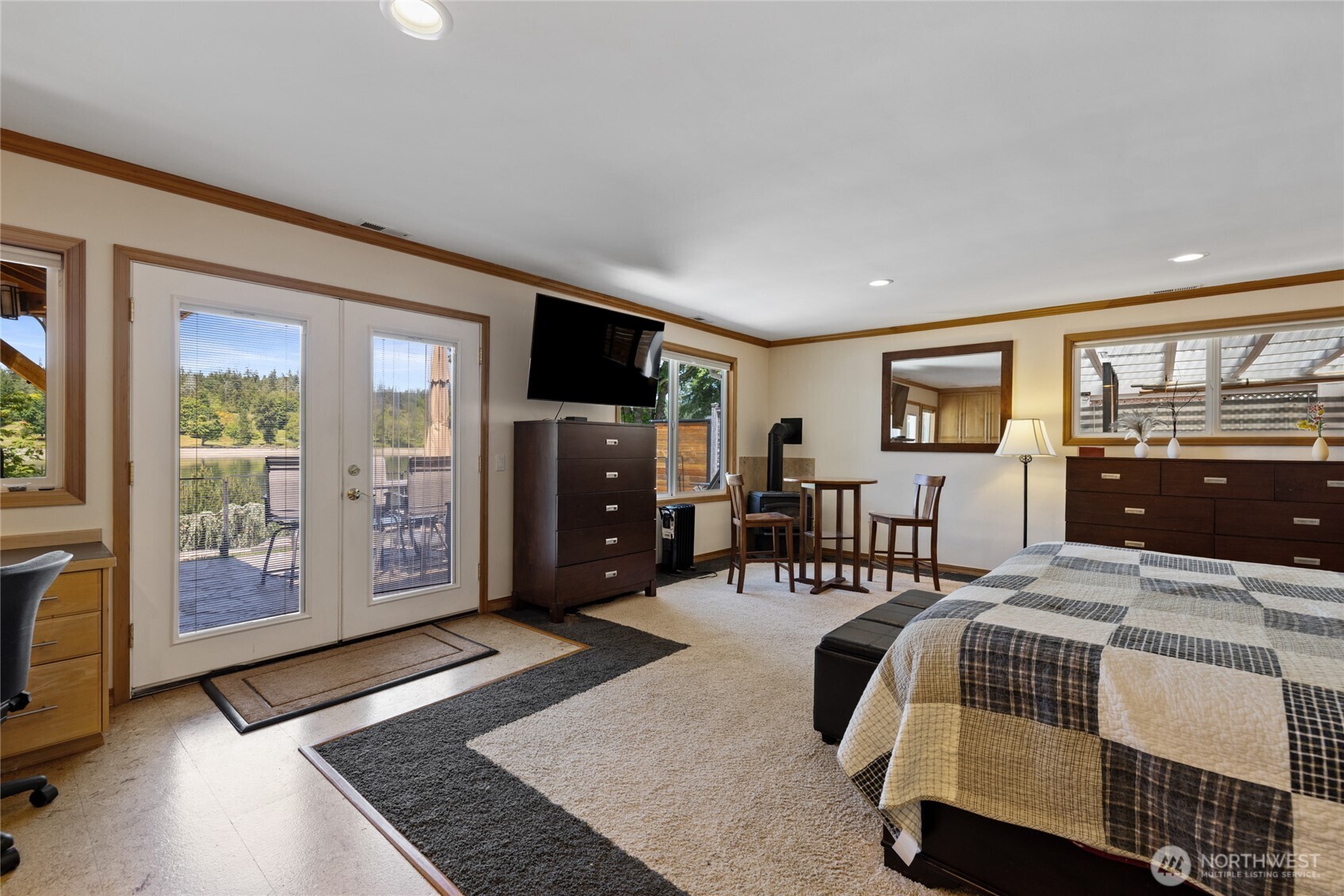 295 SE Bayview Road Shelton WA 98584