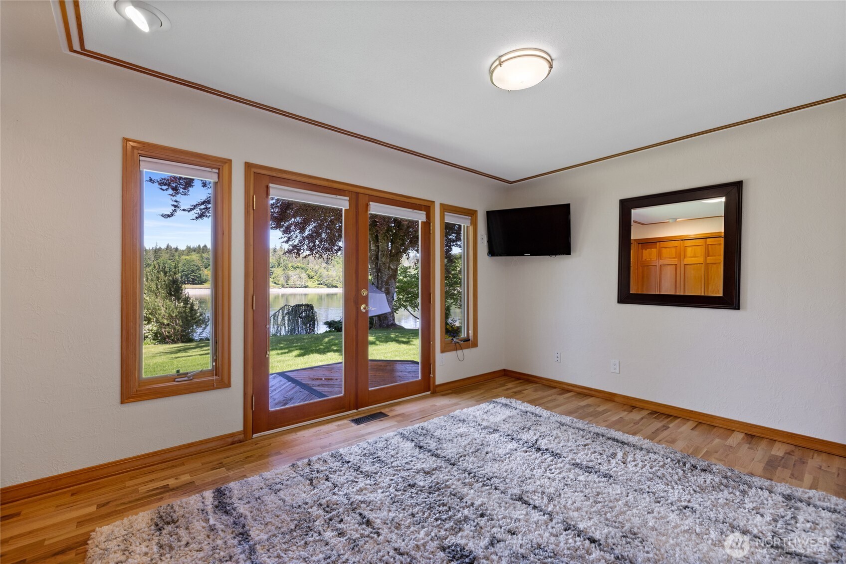 295 SE Bayview Road Shelton WA 98584