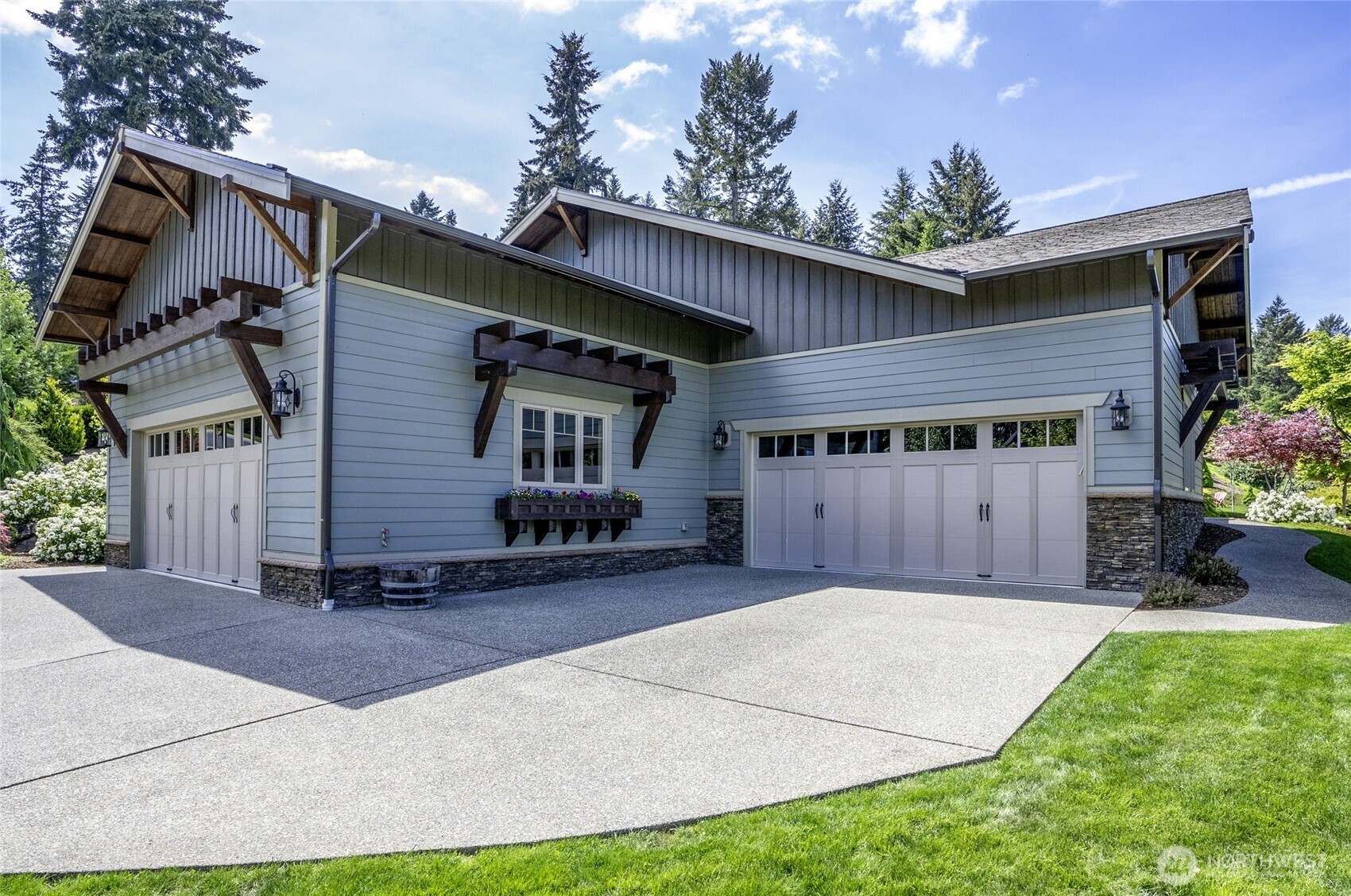 616 Hyak Way Fox Island WA 98333