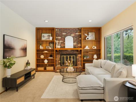 24214 SE 18th Place Sammamish WA 98075