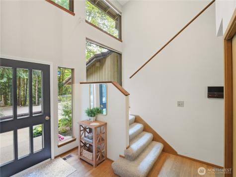 24214 SE 18th Place Sammamish WA 98075