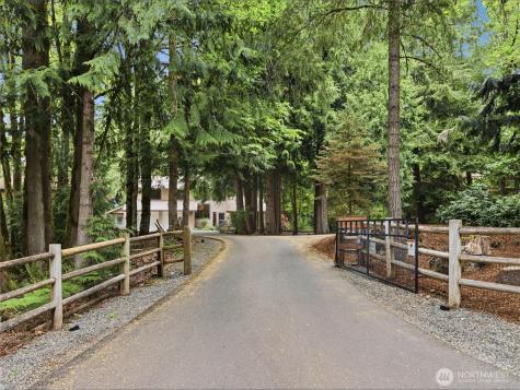 24214 SE 18th Place Sammamish WA 98075