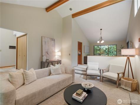 24214 SE 18th Place Sammamish WA 98075